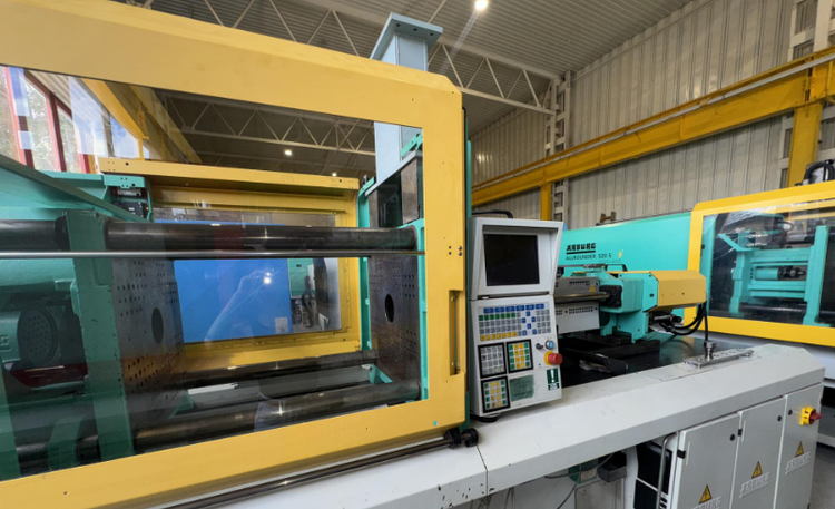 Arburg 470 S 1300-350 130 T