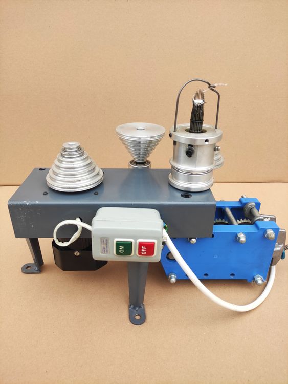 15 J & S Semiautomatic Needle machines for production of knitted cords without core