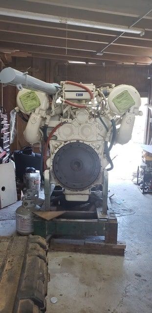 Pair 16V92 DDEC 950HP Rebuilt Diesel Engine