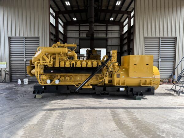 Caterpillar G3520 2500KW Natural Gas Generator Set