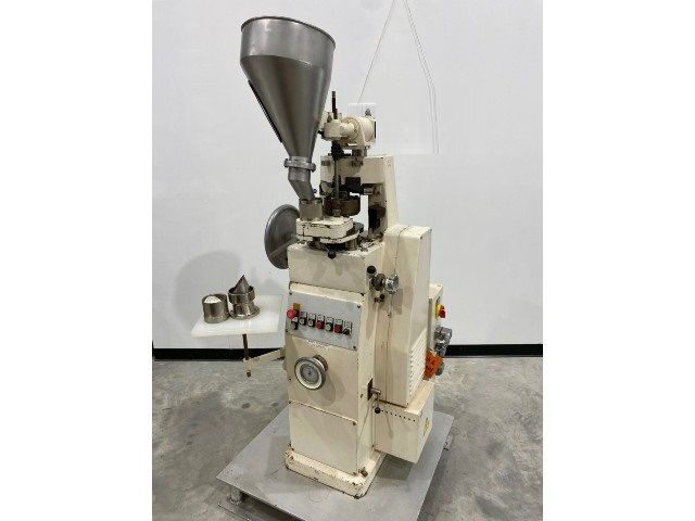 Korsch PH100 Tablet Press