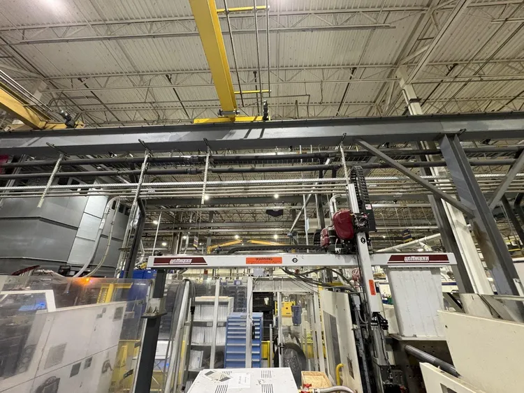Wittmann W821 Servo Robot 80-300 T