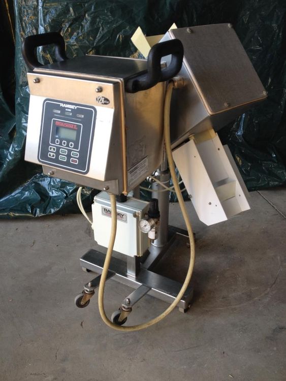Ramsey Scout Iie, Vertical Metal Detector