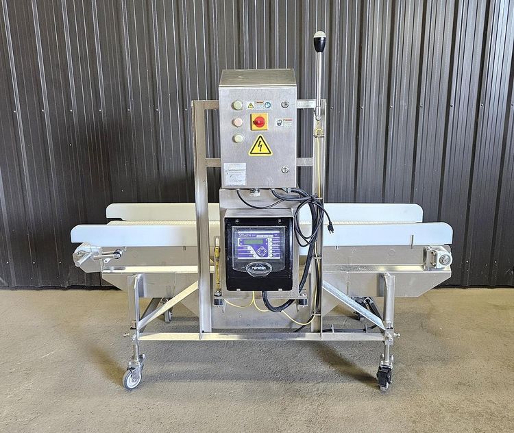 Fortress Stealth, Metal Detector with Belt Conveyor