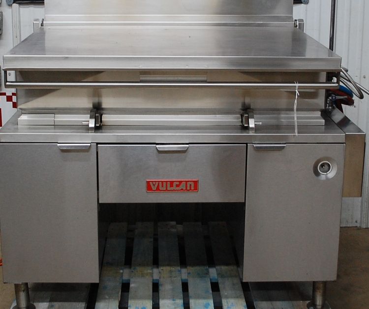 Vulcan G400-SEFAEW Natural Gas 40 Gallon Tilt Skillet Braising Pan