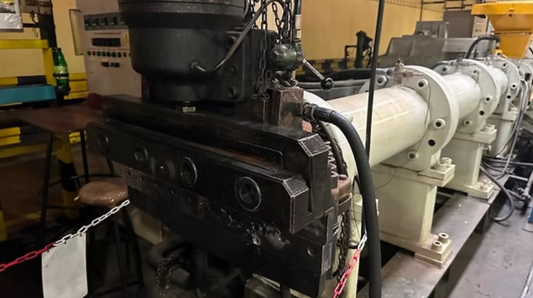 Krupp Cold Feed Extruder 200mm