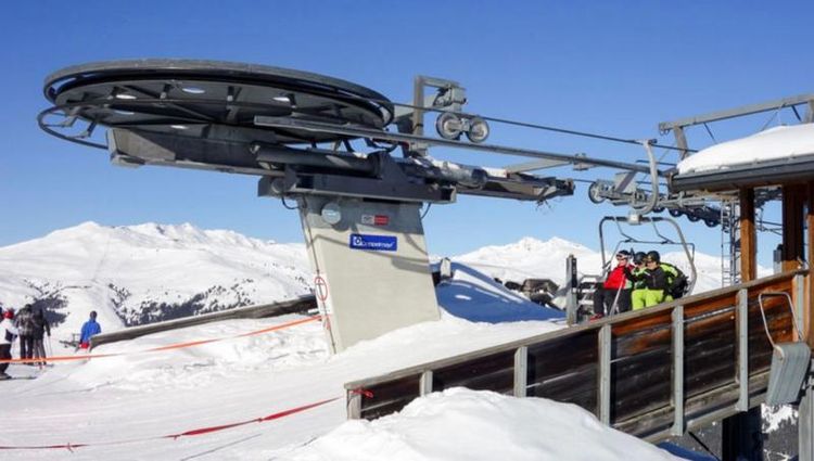 Doppelmayr 4-seater chairlift fixed 4 CLF