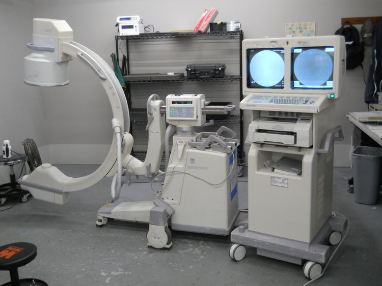 OEC 9800 12in Vascular C-Arm