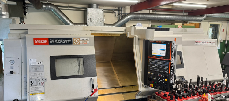 Mazak CNC Control 3300 rpm QTN 350 MY NEXUS 3 Axis