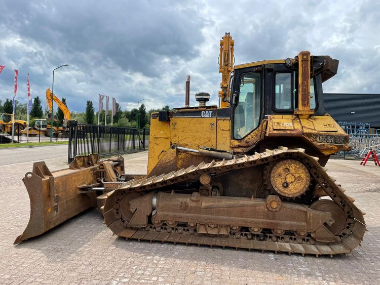 Caterpillar D6M LGP Track Buldozer