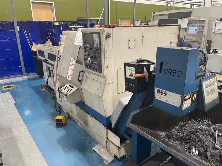 Doosan Fanuc Oi-TC Control 6,000 RPM Lynx 220A 2 Axis