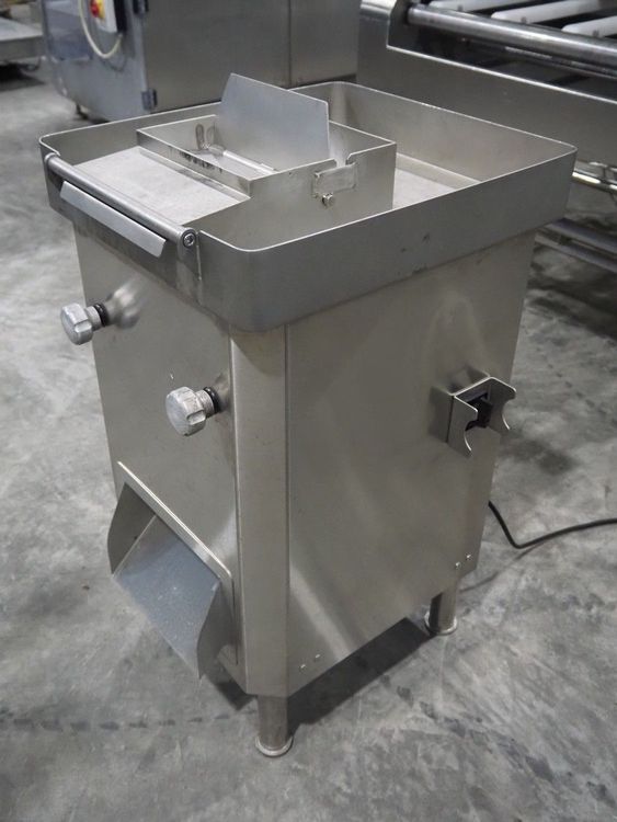 STRIP CUTTER