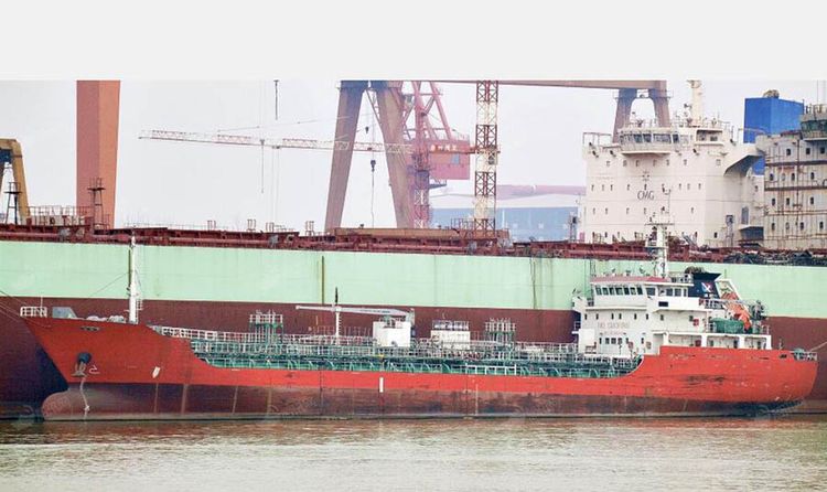 11  YANGZHOU Capacity	4400 DWT