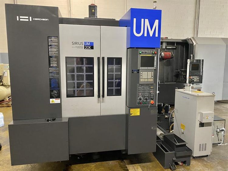 Hwacheon SIRUS UM HIGH SPEED DIE MOLD 4 Axis