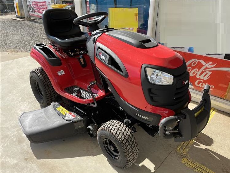 MAX, Red YT2142F Ride On Mower