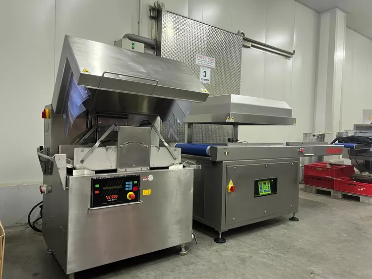 Saccardo Vacuum + shrinking line