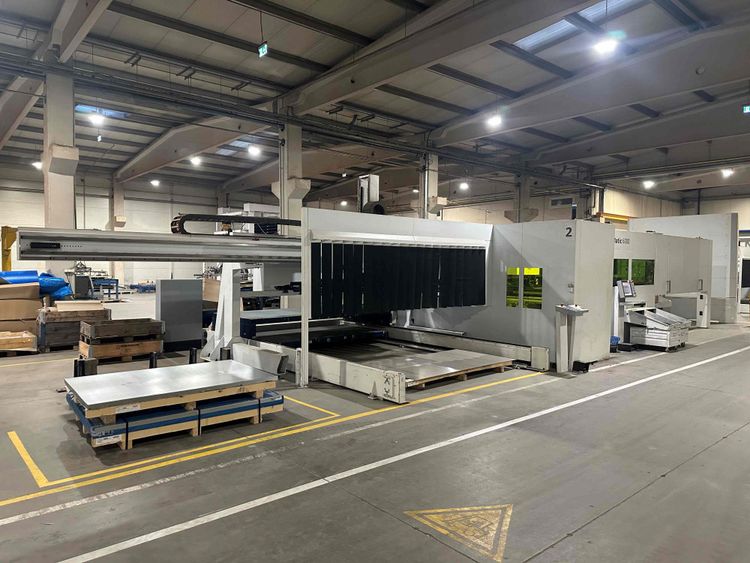 Trumpf TRUMATIC 6000 FIBER CNC CONTROL