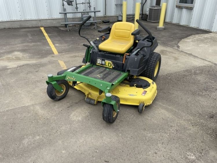 John Deere Z525E