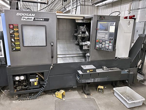 Doosan Fanuc i Series 4,500 RPM Puma 2600MS 3 Axis