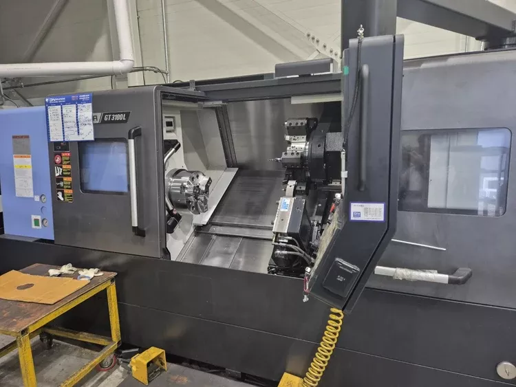Doosan DOOSAN FANUC SERIES I CNC CONTROL Variable Speed DN SOLUTIONS Puma Gt 3100L 2 Axis