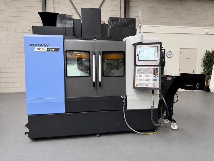 Doosan DNM 4500  3 Axis
