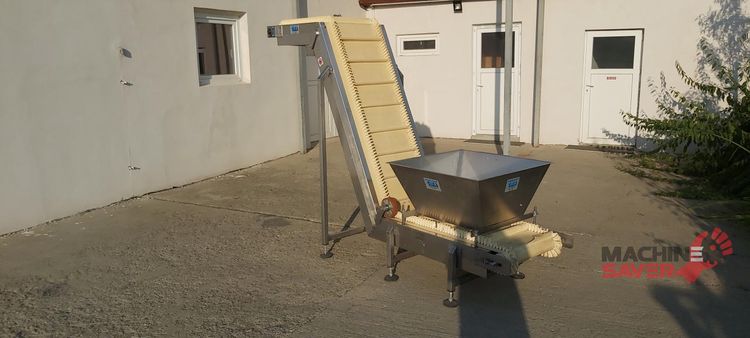CMA Costruzioni Meccaniche Stainless steel conveyor, swan neck with squeegees, walls and hopper
