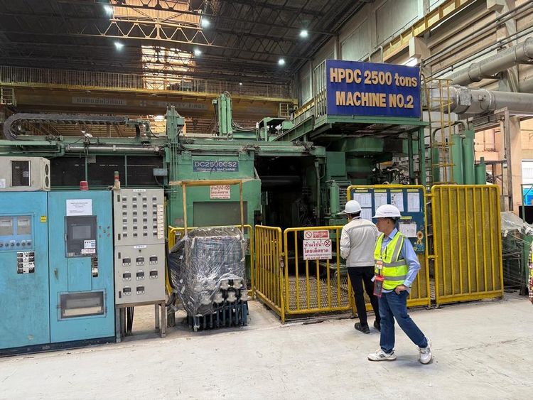 Toshiba DC2500CS2  Die-Locking Force: 24,500 kN (2,500 ton)