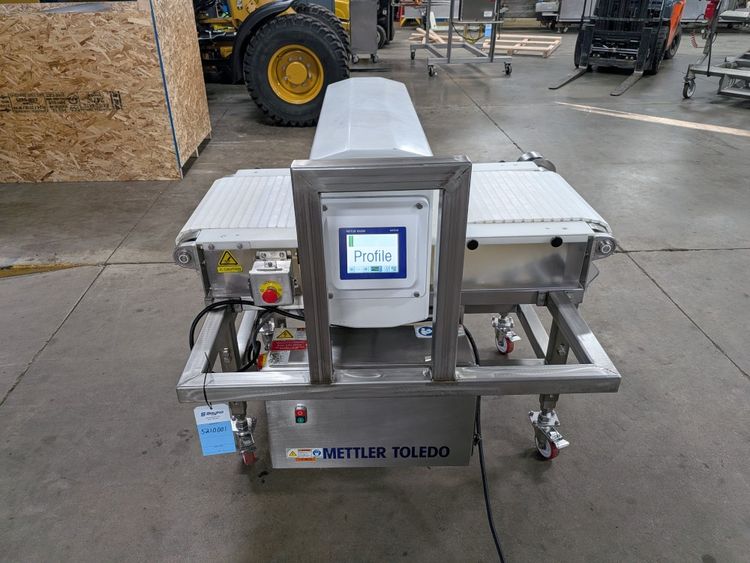 Mettler Toledo Safeline Metal Detector with Conveyor