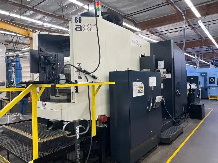 Makino a82 4 Axis