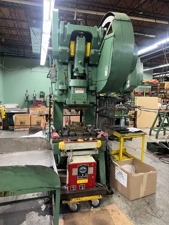 Minster 6 OBI Flywheel  Press Force: 56 Ton