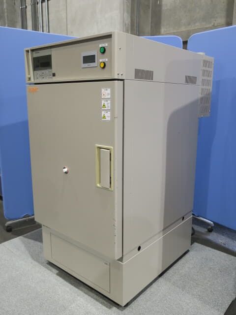 Espec PVH-211