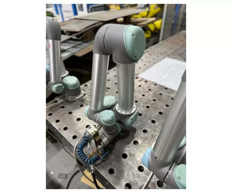 Universal UR5  5 kg