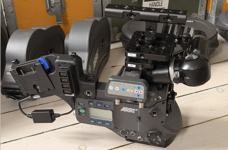 Arriflex 235 35mm 4  Perf Camera Package