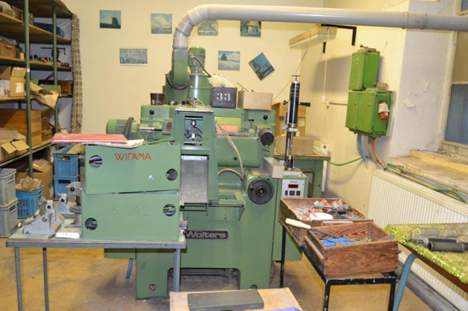 Peter Wolters SM7A Automatic grinding machine