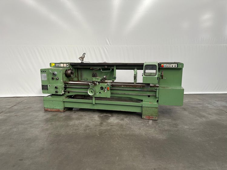 TOS ENGINE LATHE Variable Sui 50