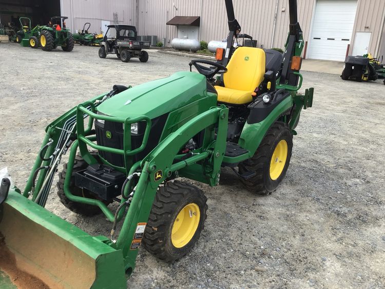 John Deere 2025R Tractor