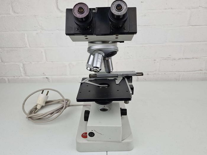 Leica HM-LUX, Microscope