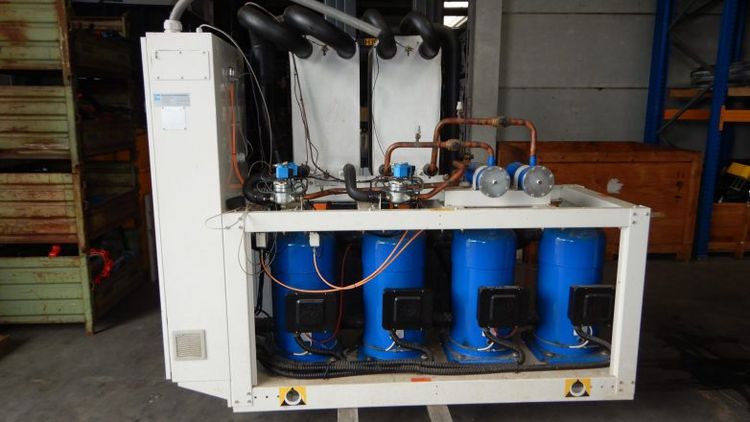 Aermec Cooling capacity:    307 kW