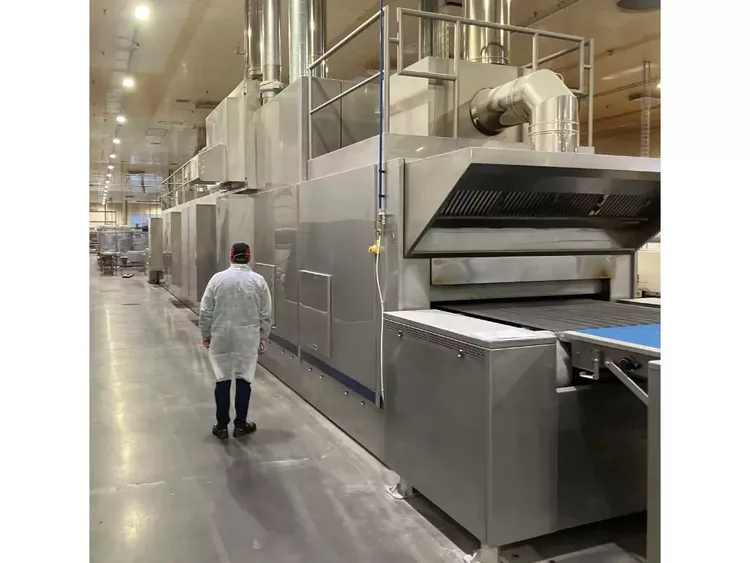 Modern Cracker line Tromp Den Boer ex. bakery Finland