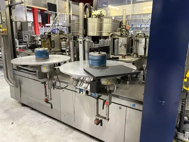 Krones Contiroll Hot Glue Labeler