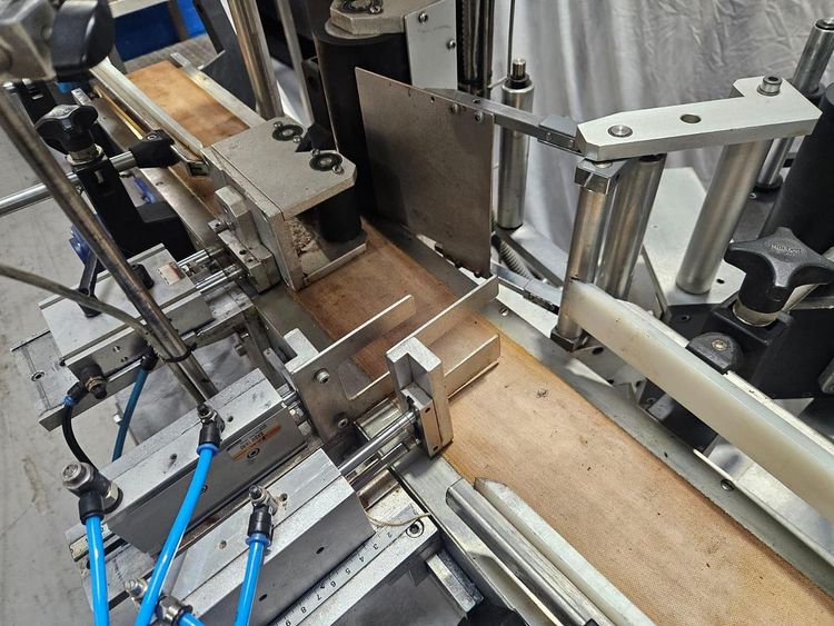 BBK Single Sided Wrap Labeller