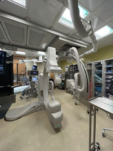Toshiba Infinx 800 Bi-Plane Cath Lab