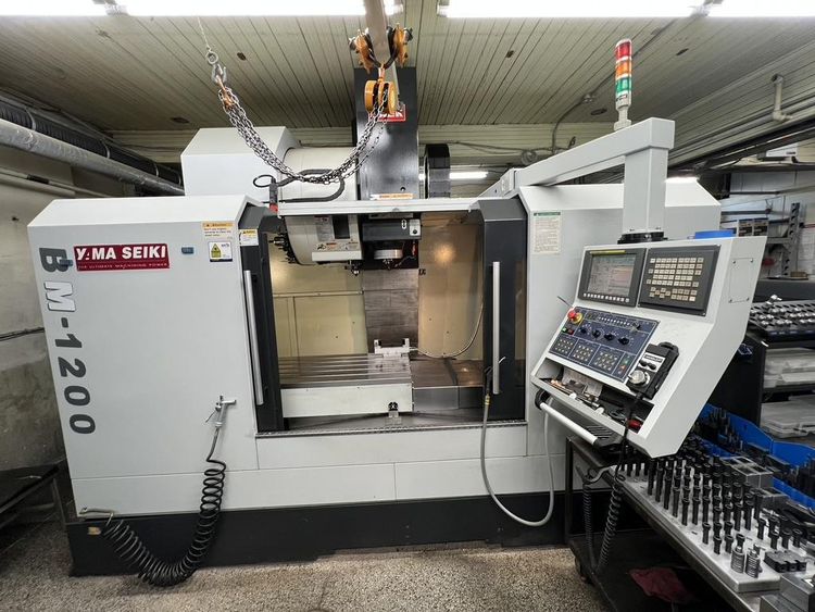 Yama Seiki BM-1200 3 Axis