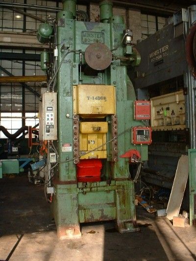 Minster KNUCKLE PRESS 90-60 600 Ton Capacity