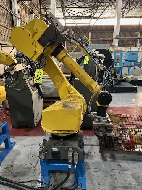 Fanuc M-710IC/70 6-AXIS ROBOT 6 Axis 154.324 LBS