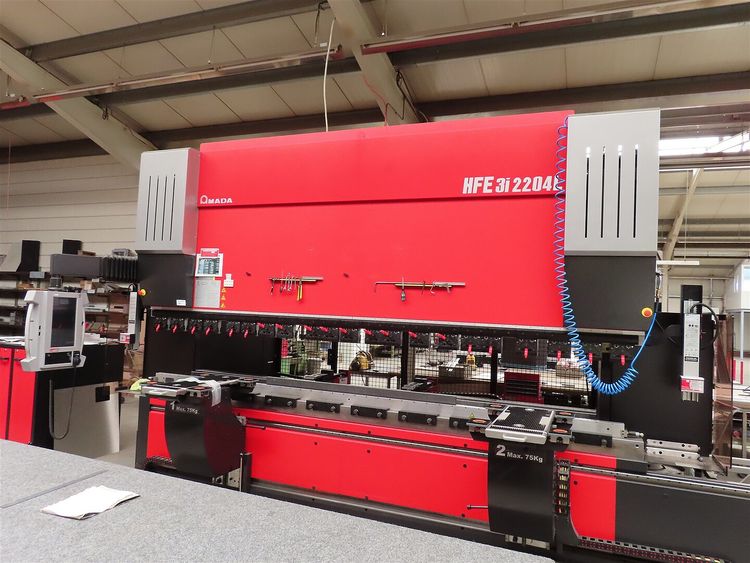 Amada HFE 3i 220-4L 2200 kN