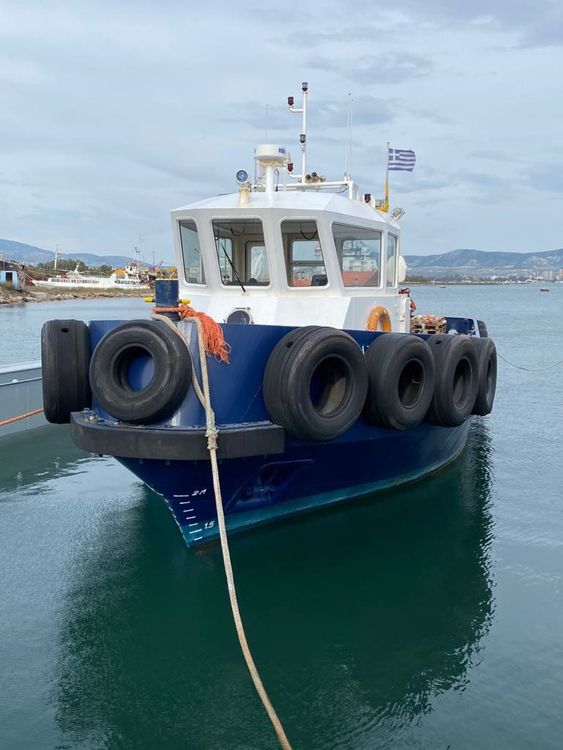 Work boat loa 16.8m, beam 5.5m