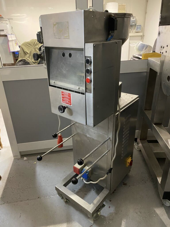 Gnocchi machine 4 holes