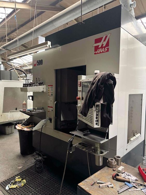 Haas UMC-500 5  Axis