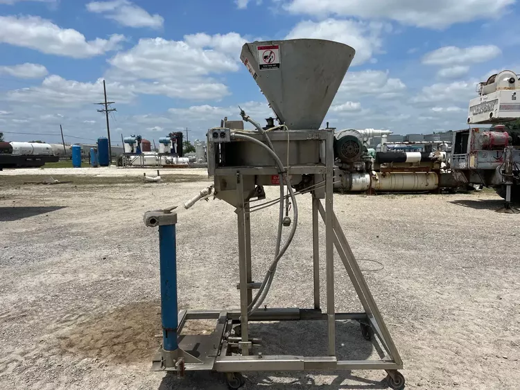 Matthiesen  Ice Bagger System